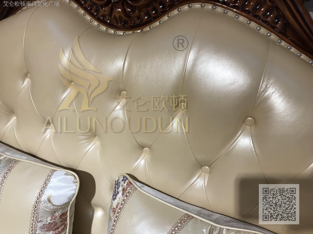 小扶手雕刻仿古色配米色牛皮 (1)