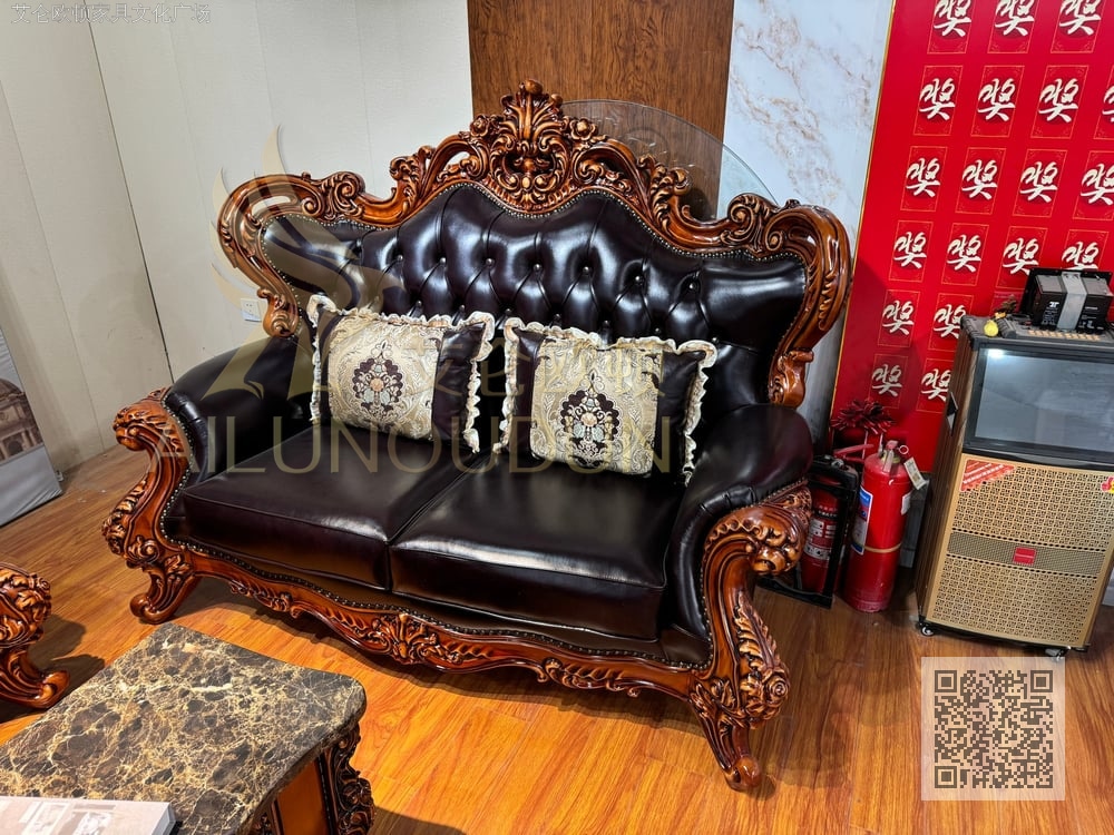 小扶手雕刻仿古色黑色牛皮