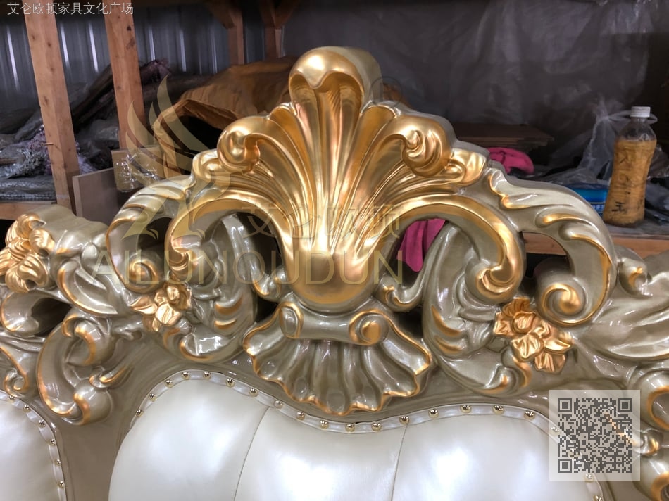 玫瑰转角香槟色米黄