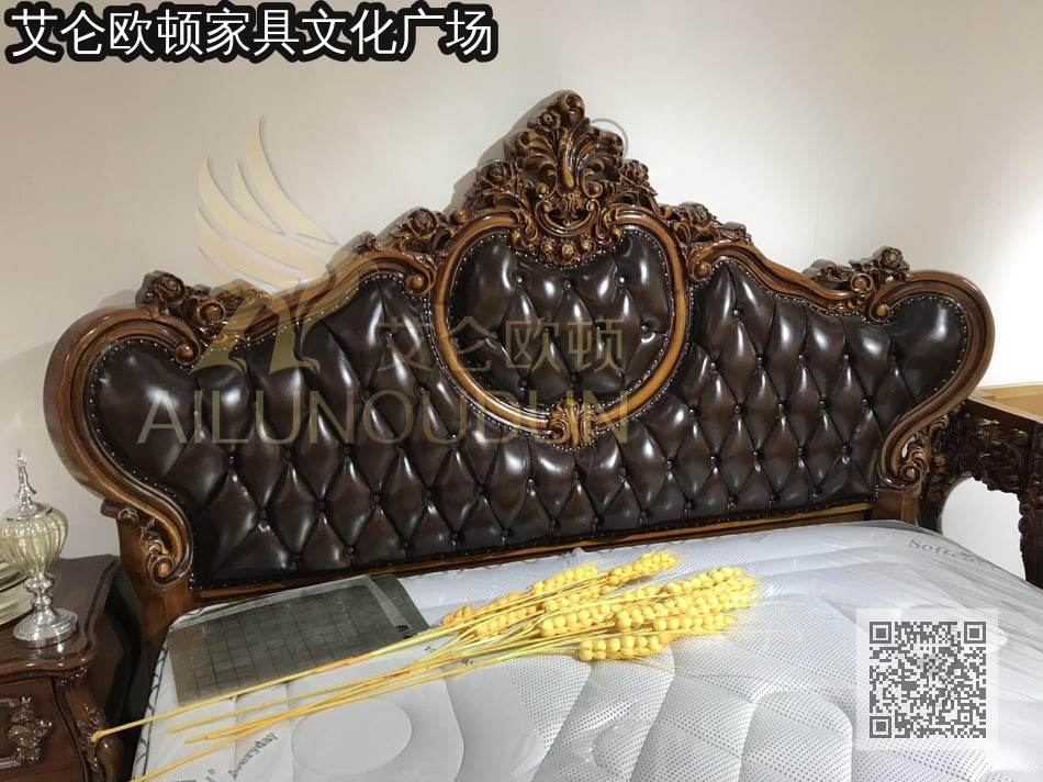 桃心床古典深咖实木床