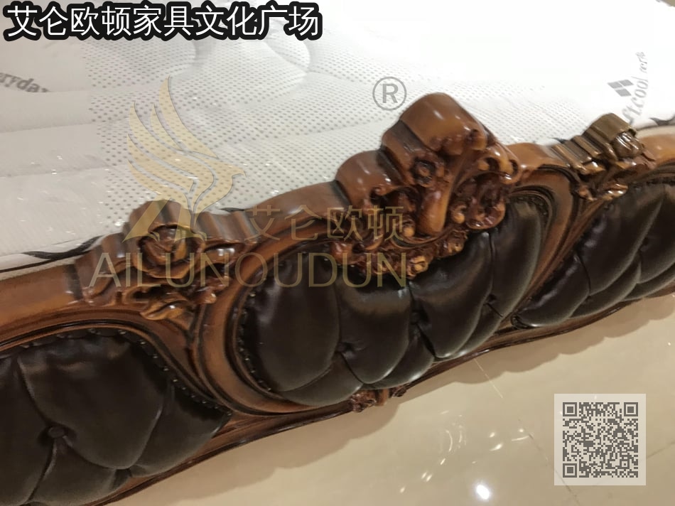 桃心床古典深咖实木床