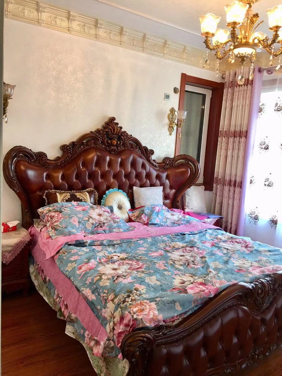 青岛漠河嘉苑 欧式别墅全屋家具落地效果